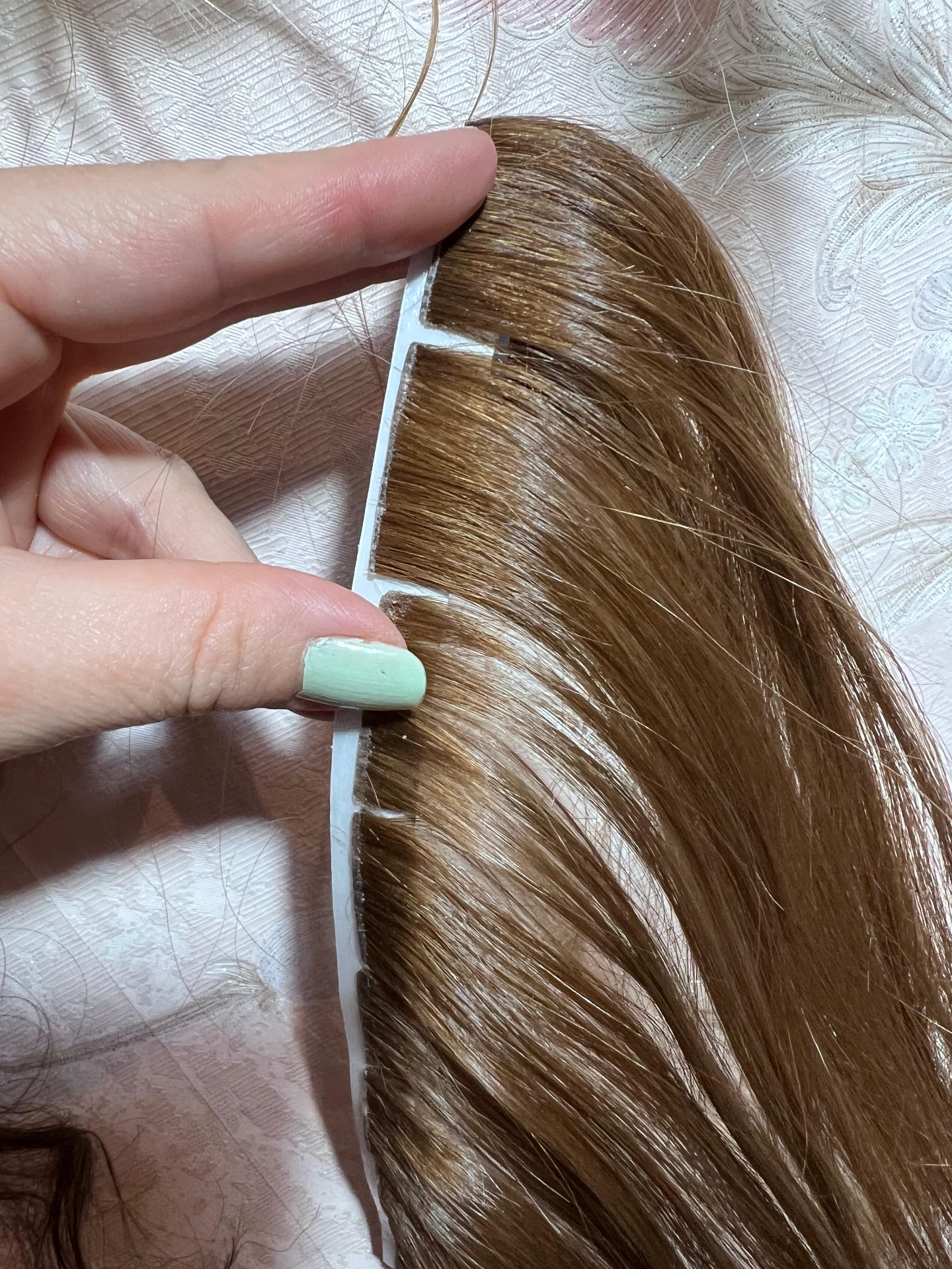 Mega hair em tela aplicado